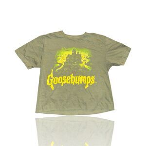 Goosebumps Women’s cropped Haunted House Graphic T-Shirt Green Size M